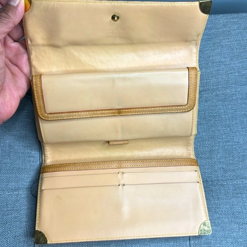 Louis Vuitton Murakami Wallet - Picture 7 of 10